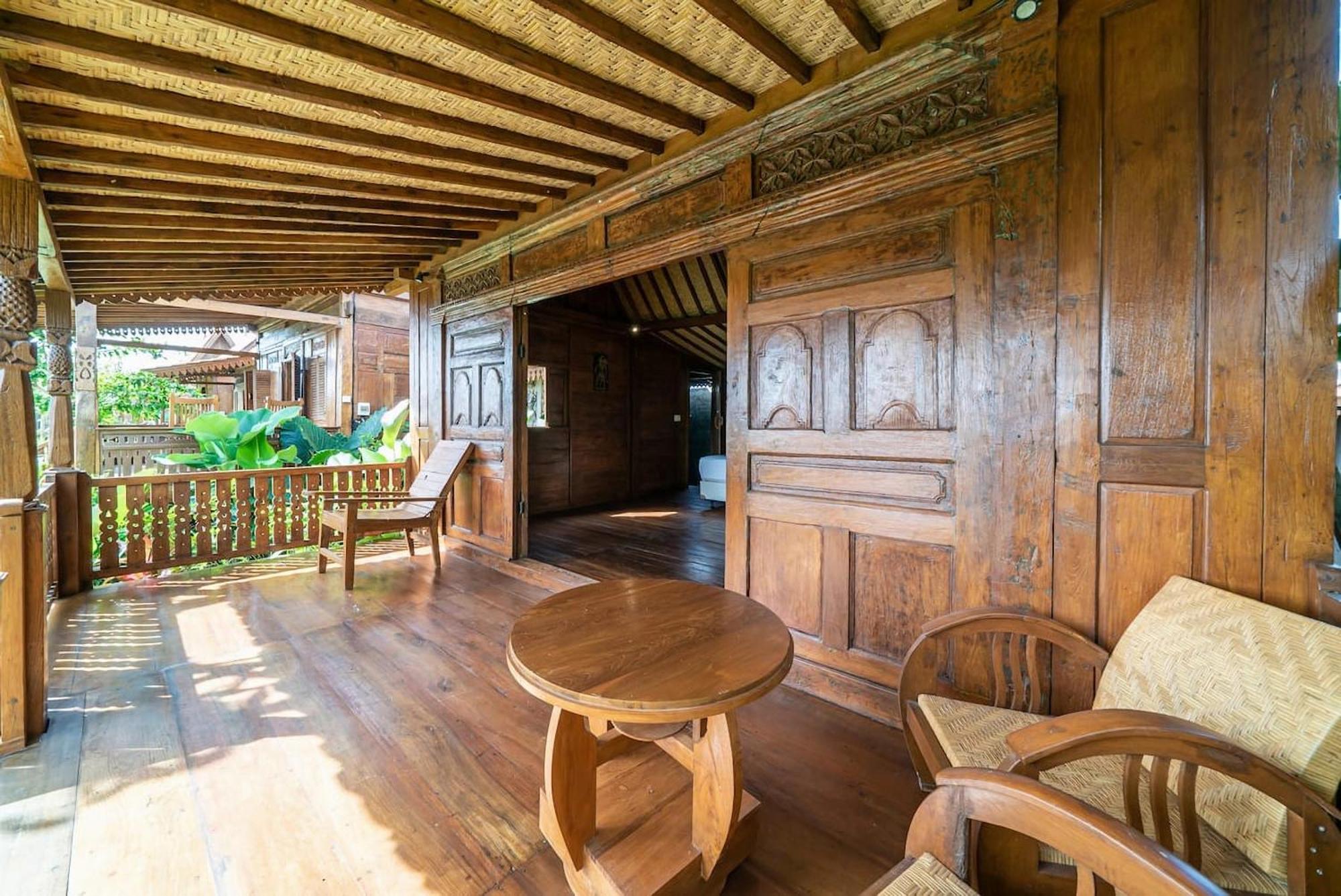 Lima Beach Inn Munggu Buitenkant foto
